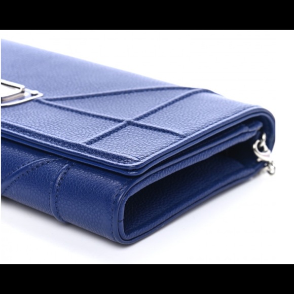 CHRISTIAN DIOR
Grained Calfskin Diorama Wallet on Chain Pouch Blue - Picture 6 of 6